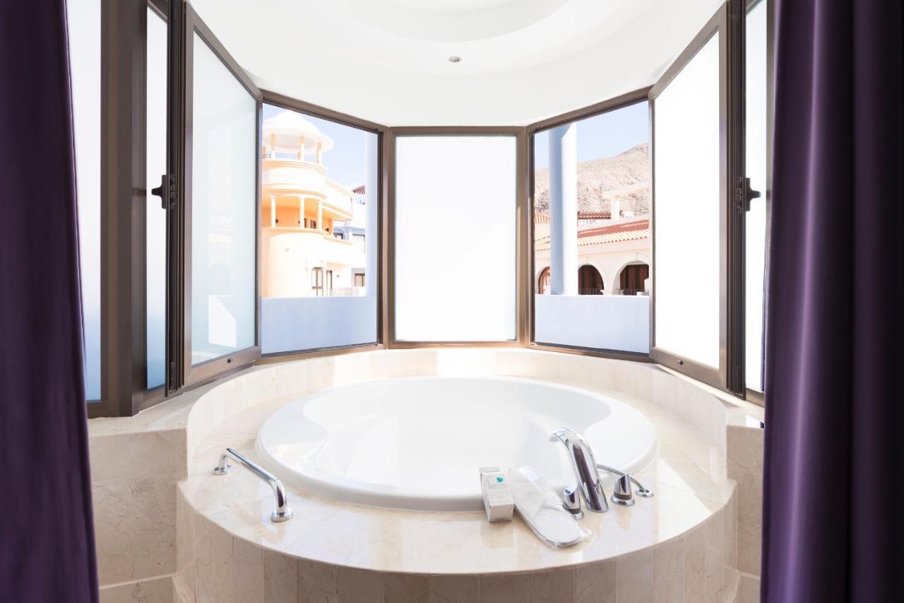 Atlas Suites Tenerife By Enjoyahome Los Cristianos  Exteriör bild